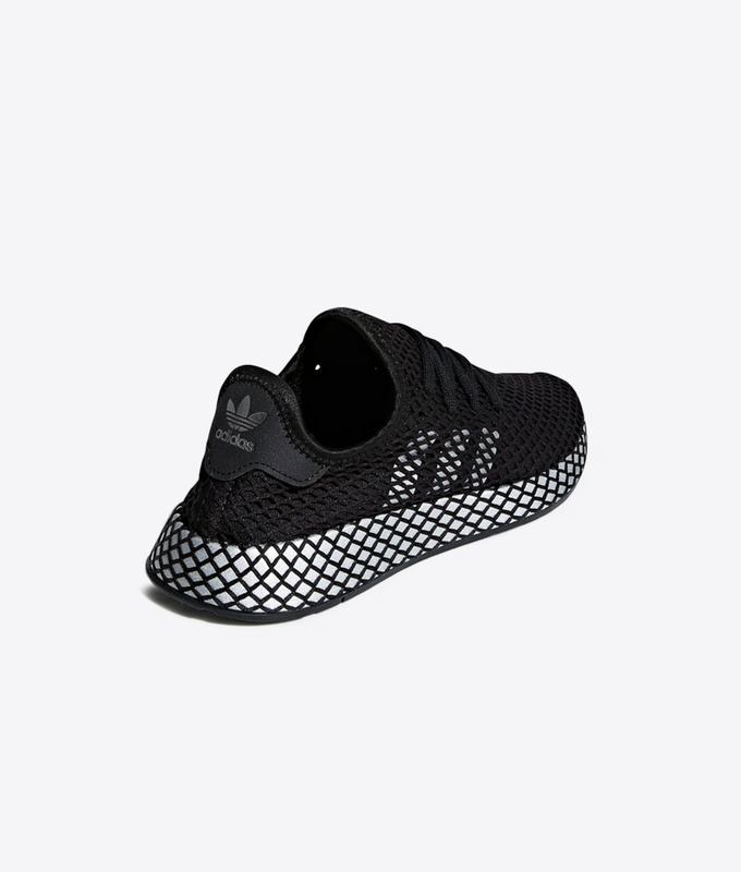 DEERUPT RUNNER W 'CBLACK/SILVMT/CBLACK'