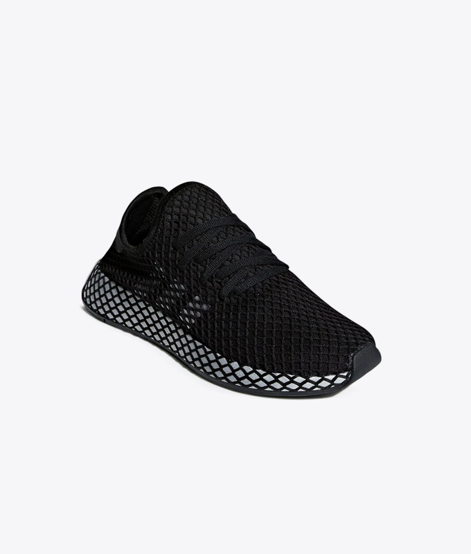 DEERUPT RUNNER W 'CBLACK/SILVMT/CBLACK'