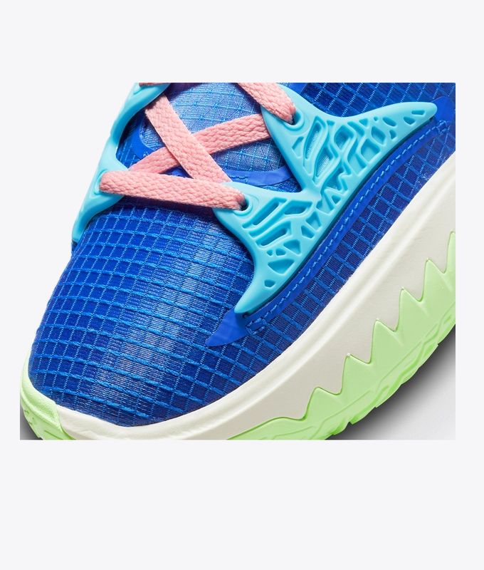 Kyrie Low 4 Ep
