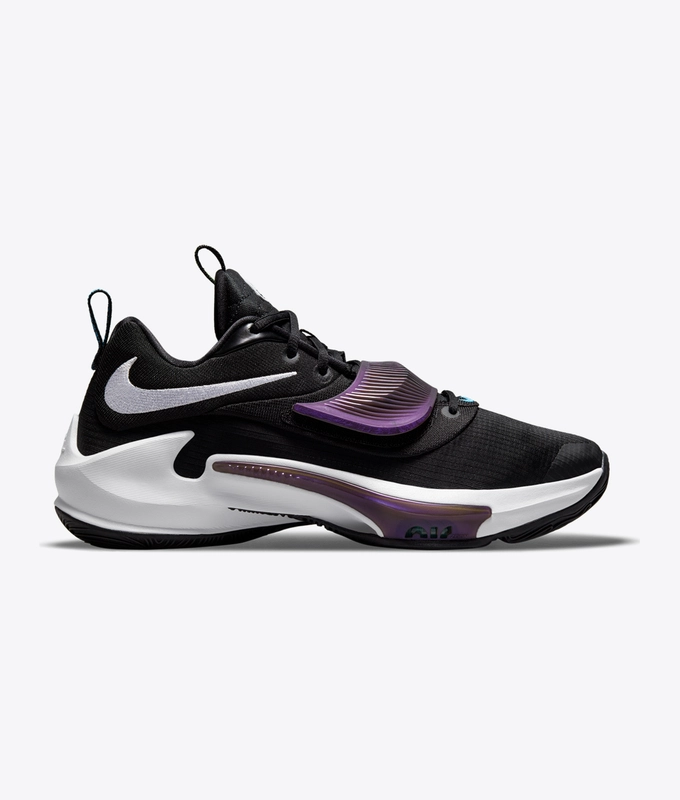 Zoom Freak 3