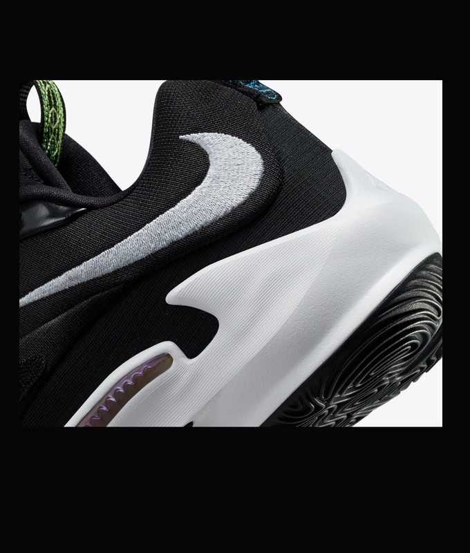 Zoom Freak 3