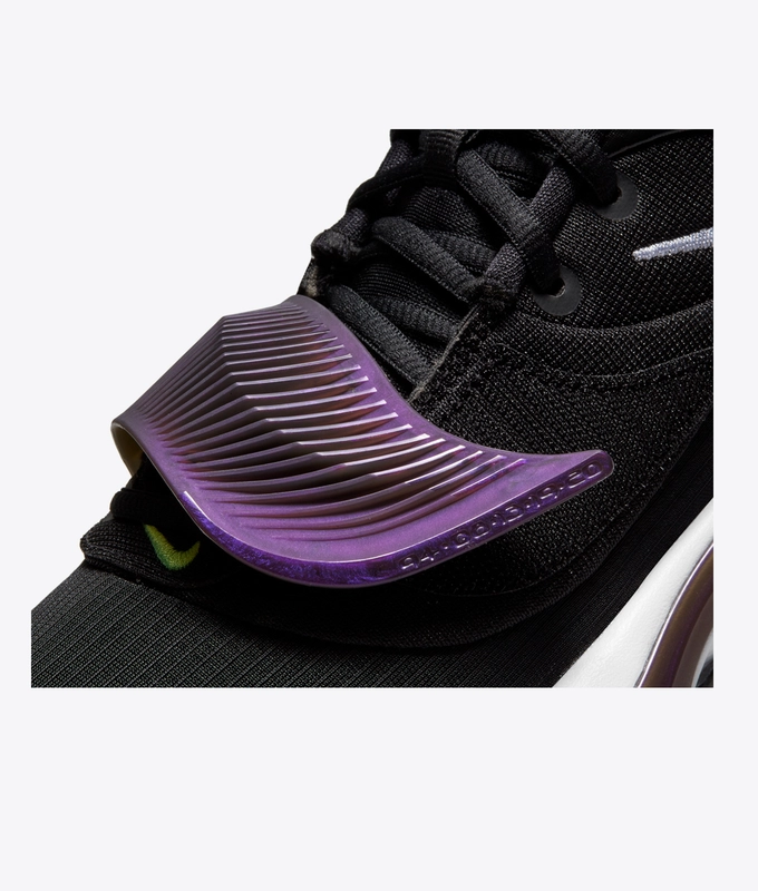 Zoom Freak 3