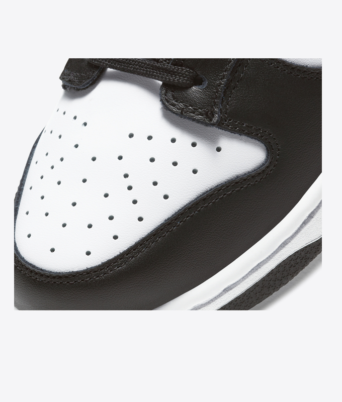 DUNK LOW 'WHITE/BLACK' Womens