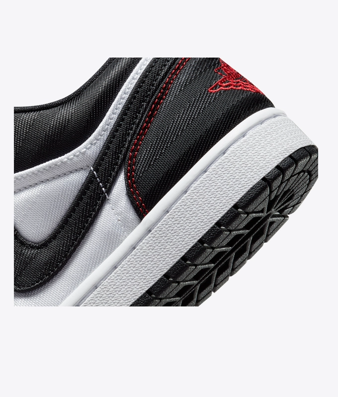 Wmns Air Jordan 1 Low Se Utl