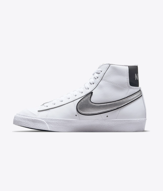 W Blazer Mid '77 Ess