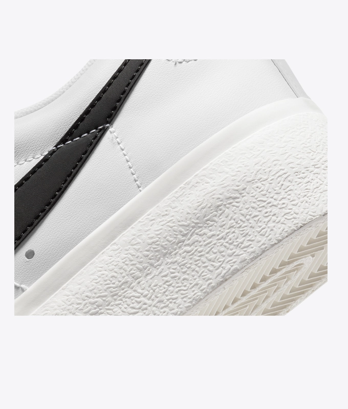 W Blazer Low Platform