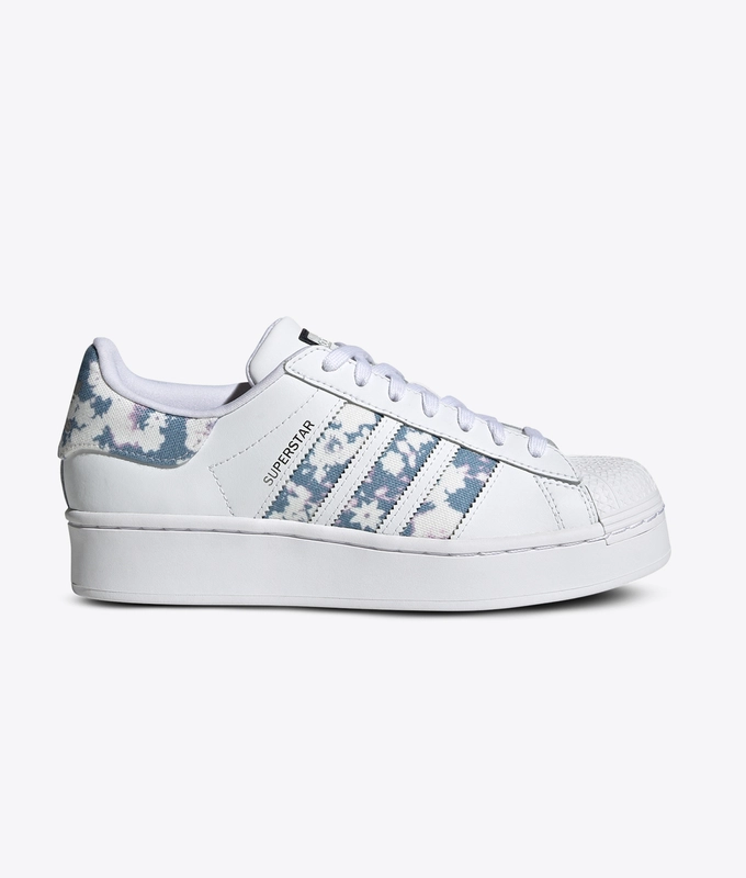 Superstar Bold W
