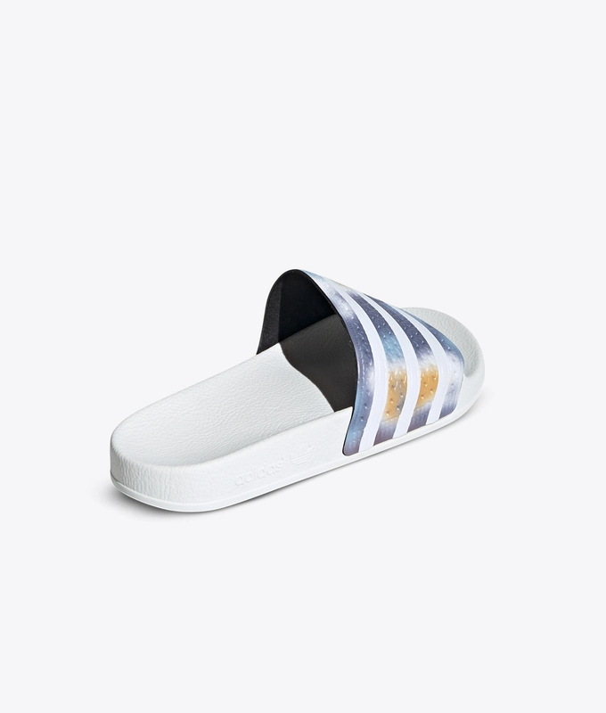 Adilette W