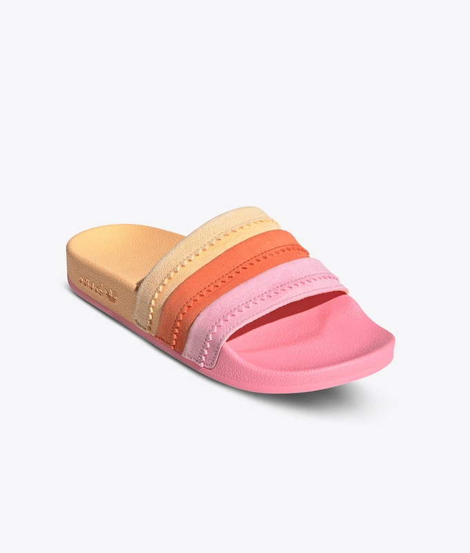 Adilette W