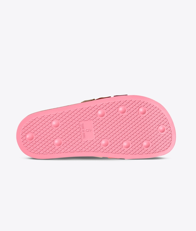 Adilette W