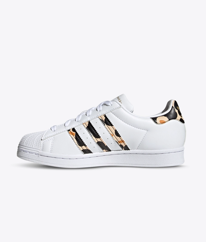 Superstar W