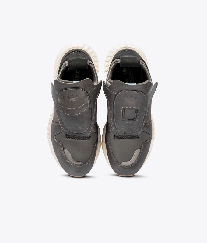 FUTUREPACER 'GREFOU/ASHGRE/CARBON'