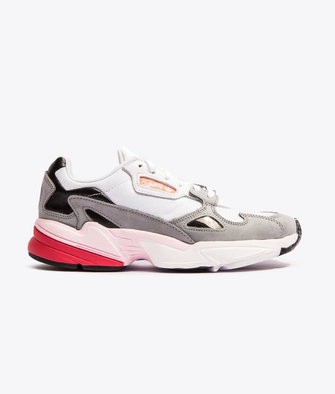 FALCON W GRUNGE 'FTWWHT/GRETHR'