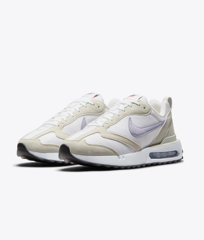 Wmns Air Max Dawn