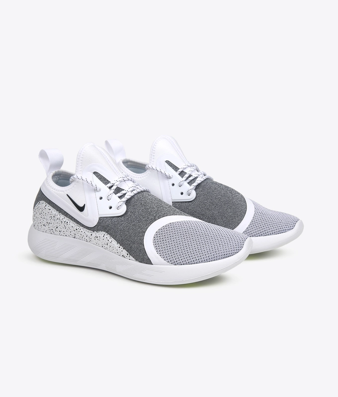 LUNARCHARGE ESSENTIAL 'WHITE/BLACK-WHITE'