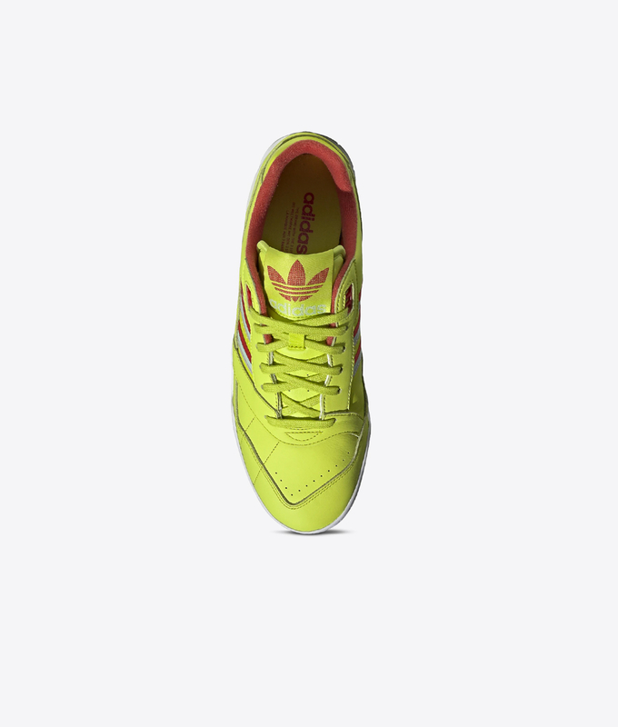 AR TRAINER 'SEMI SOLAR YELLOW/LUSH RED/VAPOUR GREEN'