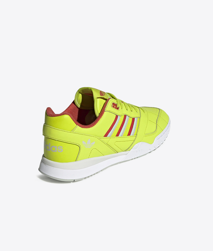 AR TRAINER 'SEMI SOLAR YELLOW/LUSH RED/VAPOUR GREEN'