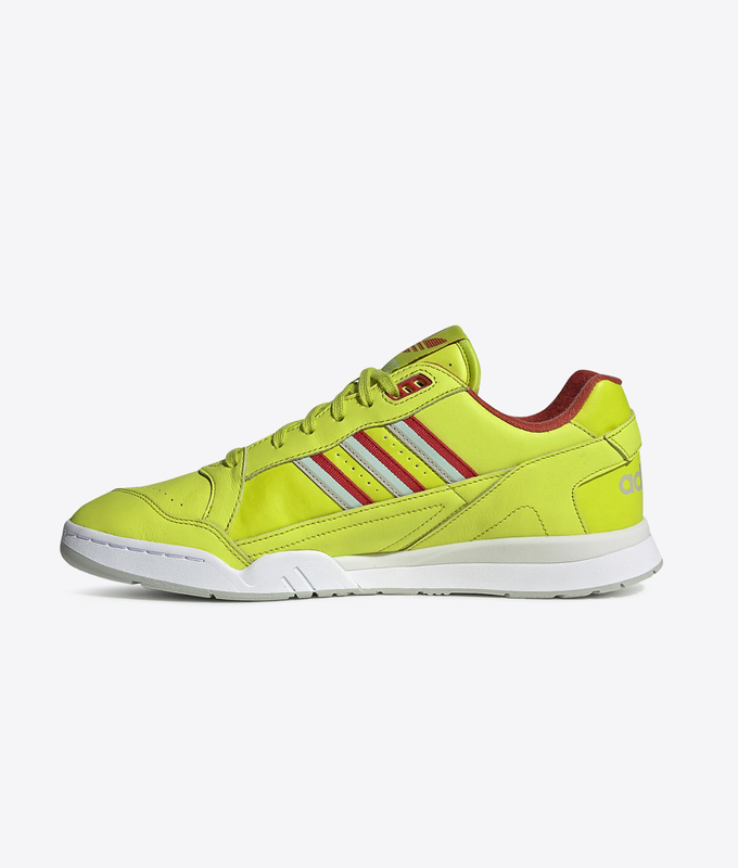 AR TRAINER 'SEMI SOLAR YELLOW/LUSH RED/VAPOUR GREEN'