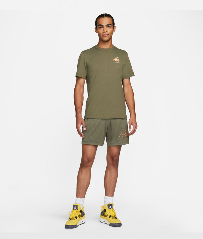 M J Ess Mesh Gfx Short