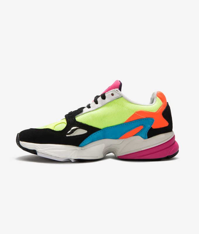 FALCON W 'HI-RES YELLOW/CORE BLACK'