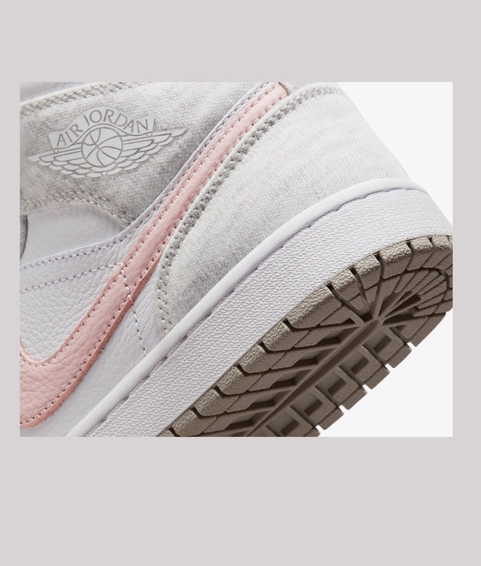 Wmns Air Jordan 1 Mid Se