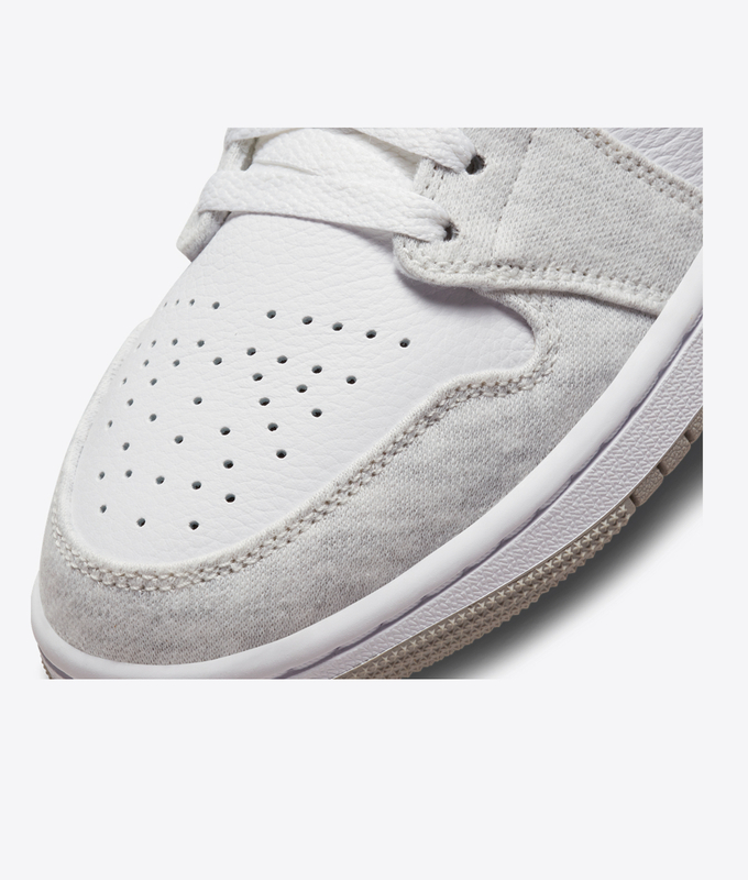 Wmns Air Jordan 1 Mid Se