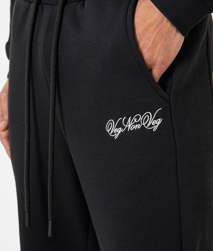Essential 22 Jogger