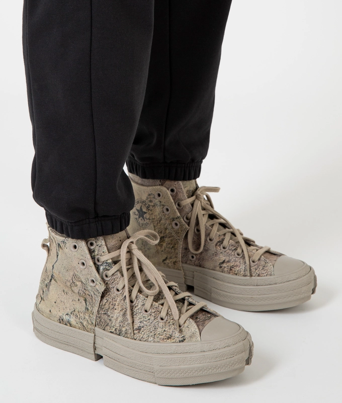 Essential 22 Jogger