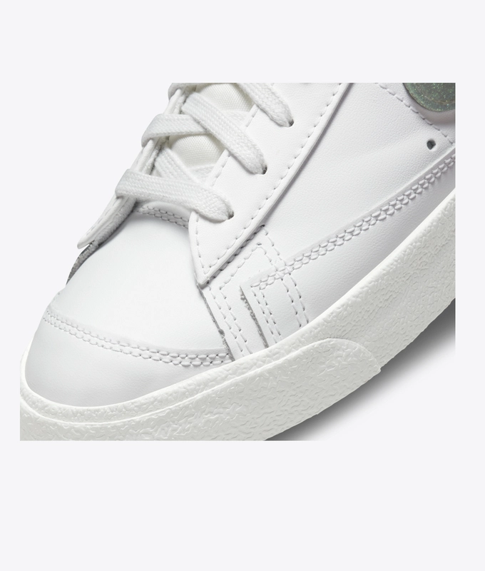W Blazer Mid '77 Ess