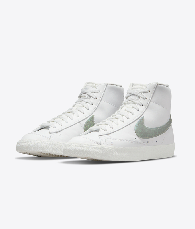 W Blazer Mid '77 Ess