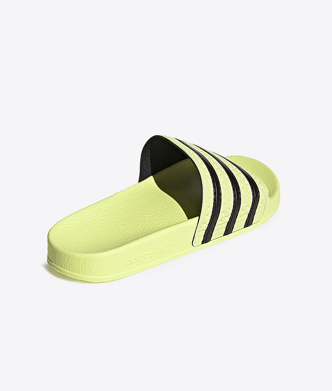 ADILETTE W 'ice yellow/ice yellow/core black'