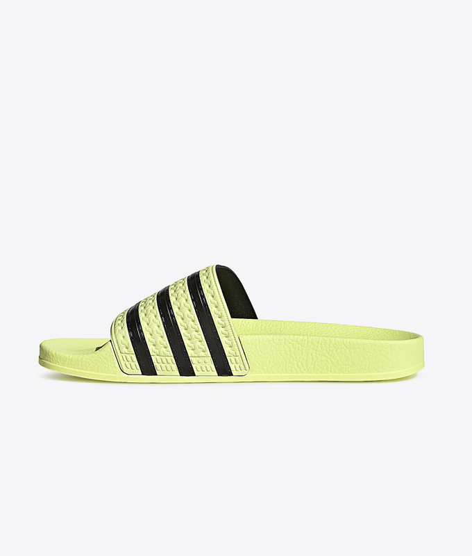 ADILETTE W 'ice yellow/ice yellow/core black'