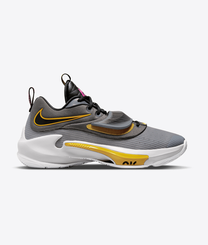 Zoom Freak 3