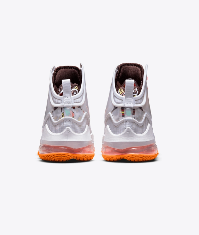 Lebron Xix