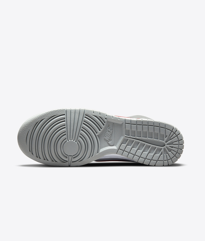 Dunk Hi Retro Se