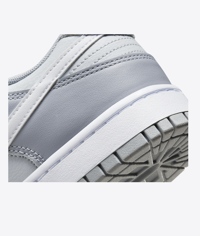 Dunk Low Retro