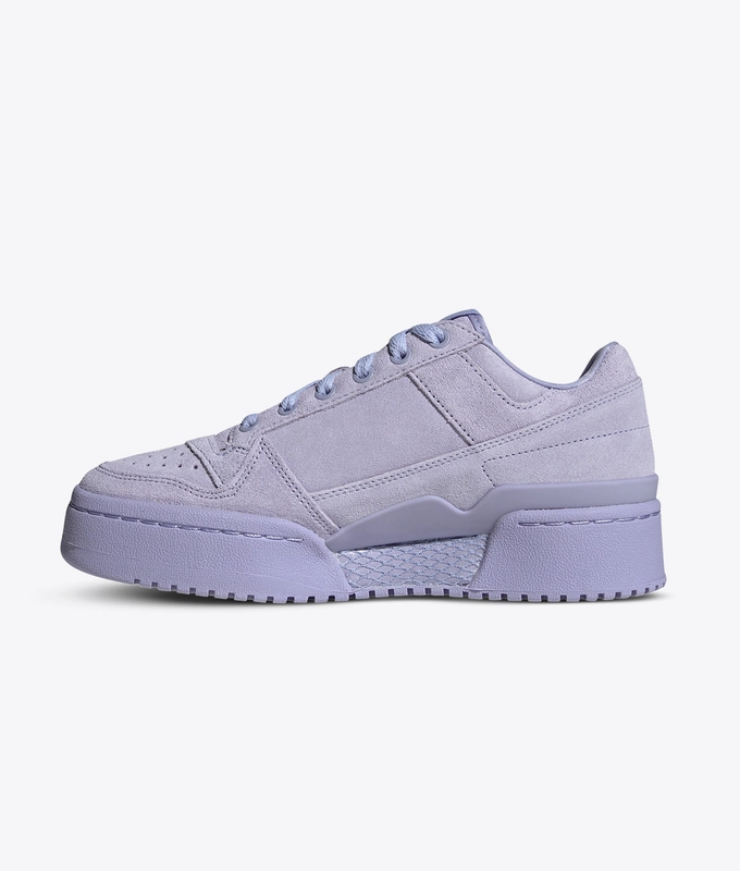 Forum Bold W
