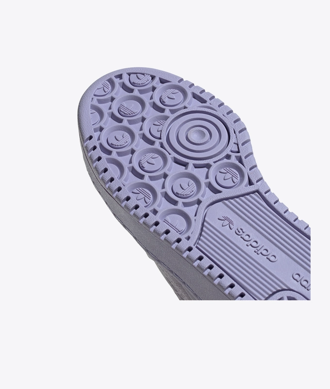 Forum Bold W