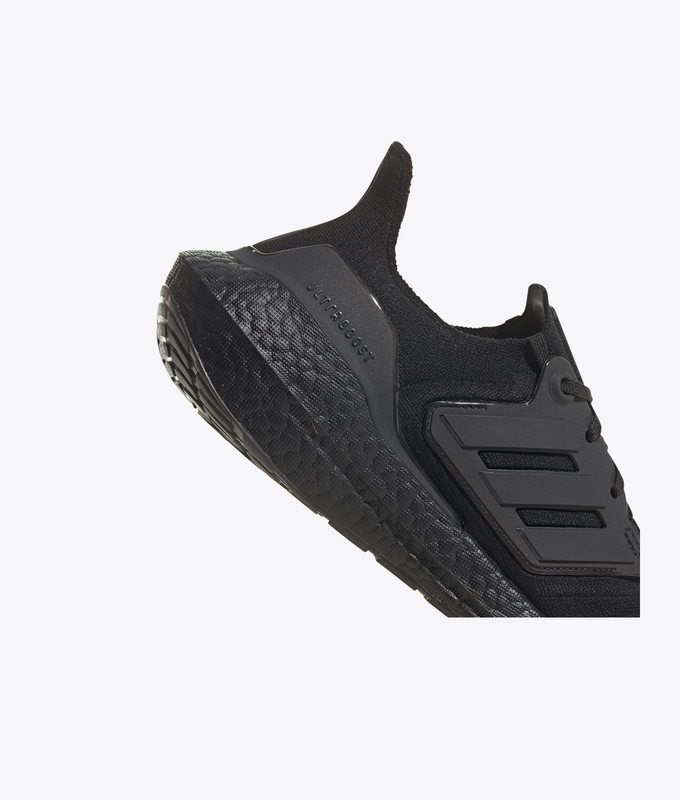 Ultraboost 22