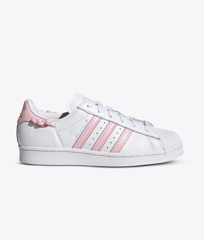 Superstar W