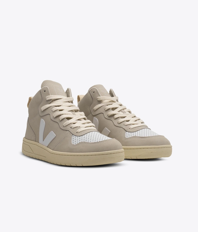 V-15 Nubuck