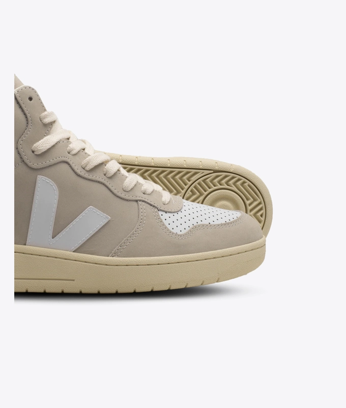 V-15 Nubuck