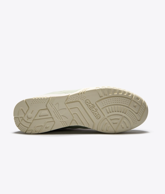 AR TRAINER 'LINE GREEN/TRUE PINK/OFF WHITE'