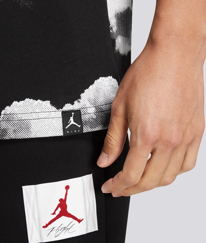 M J Ess Stmt 85 Aop Ss Crew