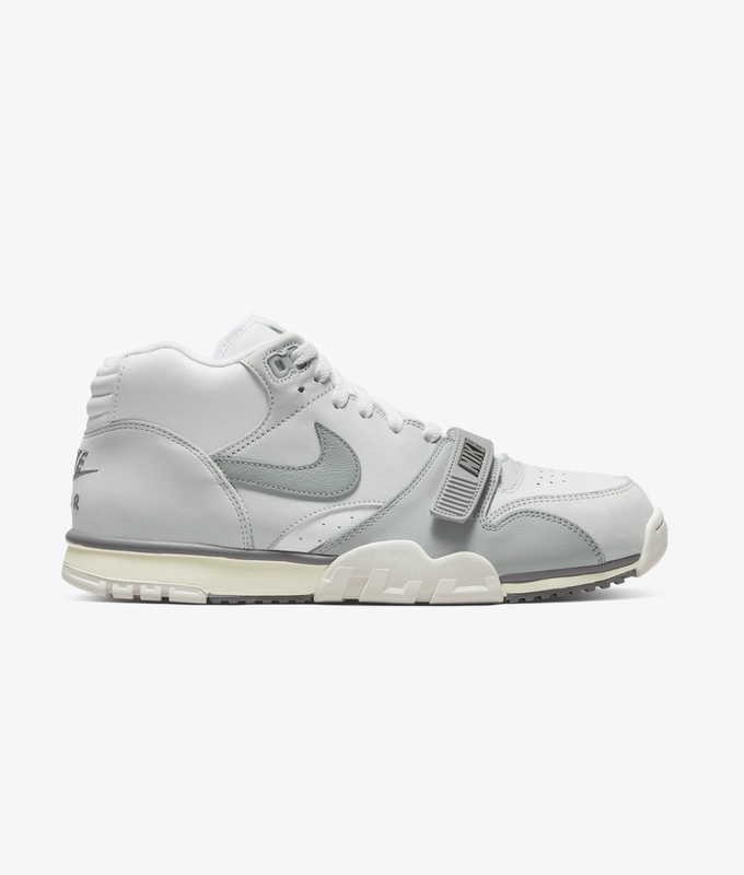Air Trainer 1