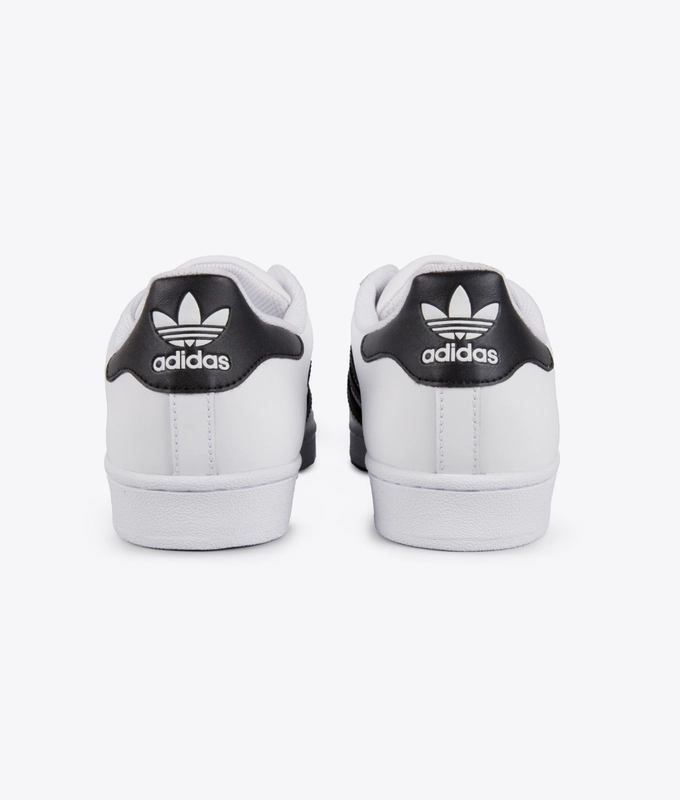 Superstar Foundation White