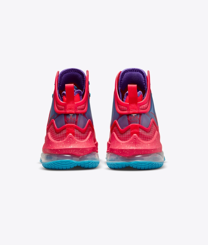 Lebron Xix