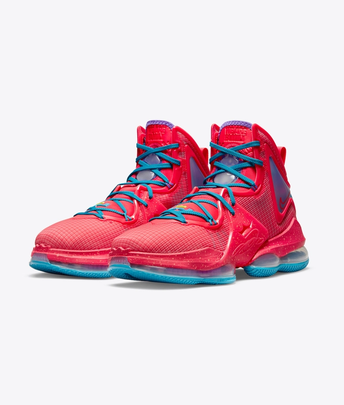 Lebron Xix