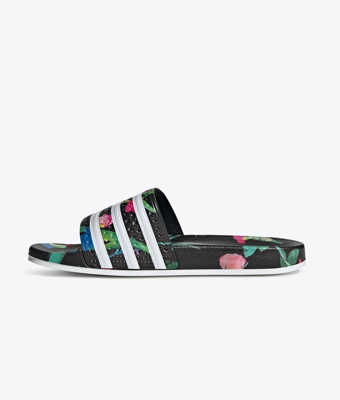 ADILETTE W 'CORE BLACK/WHITE'