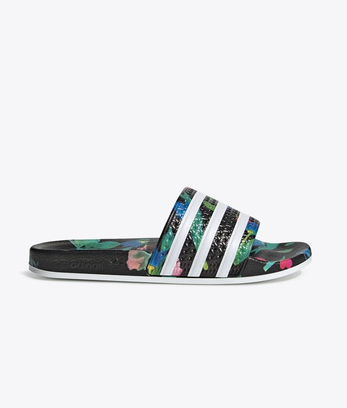 ADILETTE W 'CORE BLACK/WHITE'